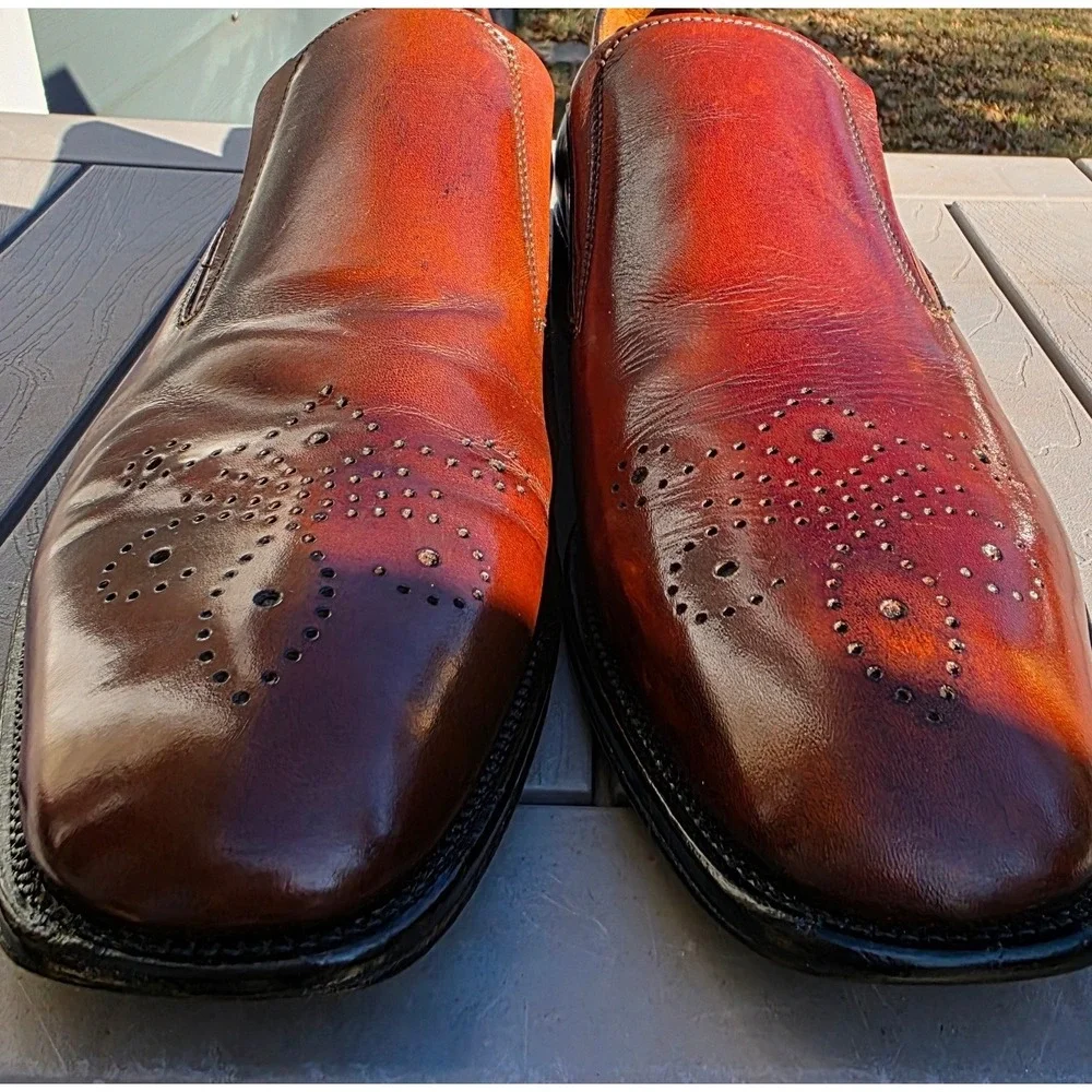 Johnston & Murphy‎ Handcrafted in Italy Mens 10M Brown Medallion Toe Loafers